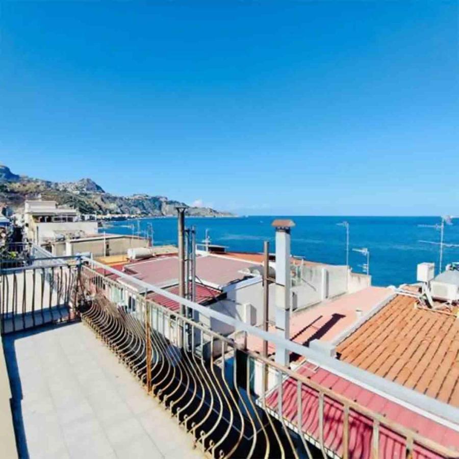 Naxos 101 Apartment A Due Passi Dal Mare Giardini Naxos Exteriér fotografie